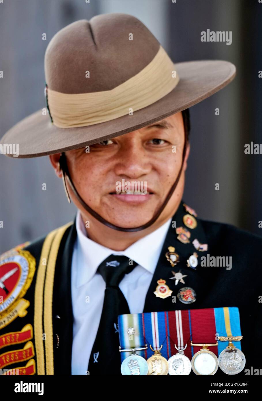 National Memorial Arboretum, Großbritannien. 31. Juli 2017. Die Männer und Frauen des Militärs zollen denen Tribut, die in der Schlacht von Passchendale ihr Leben verloren haben. Stockfoto