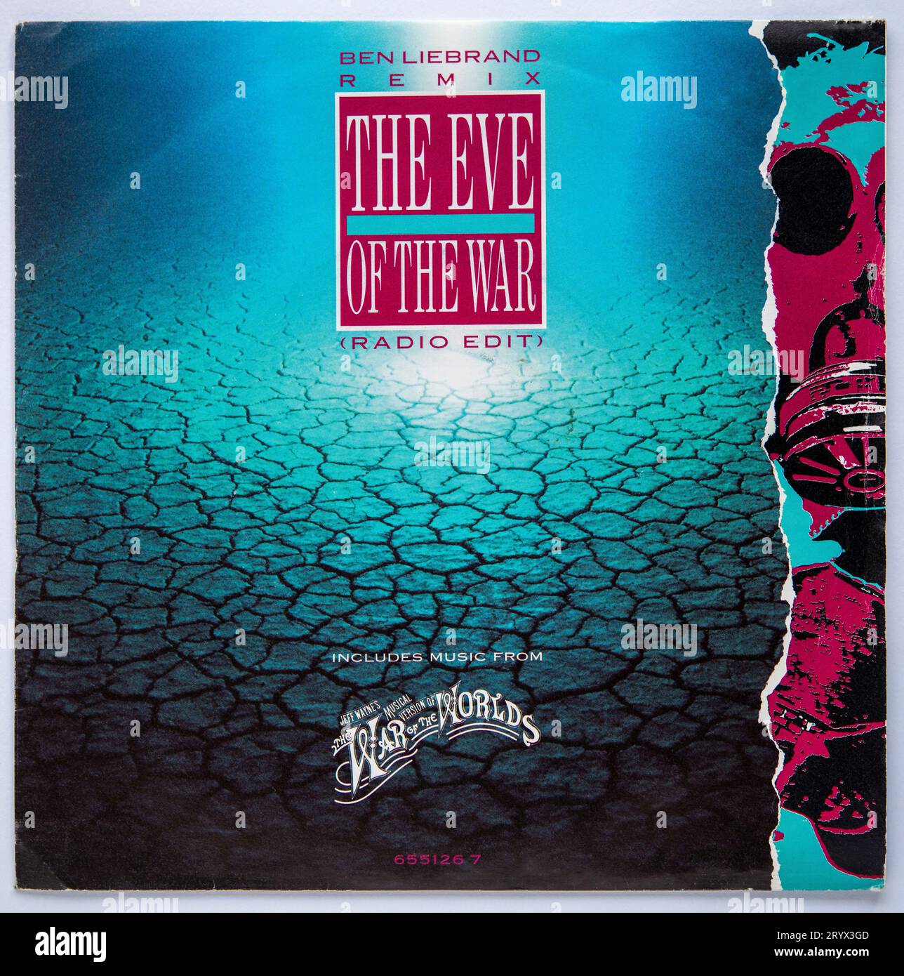 Bildercover der Sieben Inch Single Version von The Eve of the war (Ben Liebrand Remix) von Jeff Wayne, die 1989 veröffentlicht wurde Stockfoto