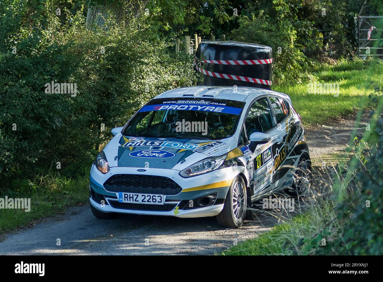 Ceredigion, Wales – 2. September 2023 Rali Ceredigion: William Hill und Co-Pilot Richard-morton Crozier in einem Ford Fiesta Rally3 Wagen 27 auf der Bühne SS1 Stockfoto