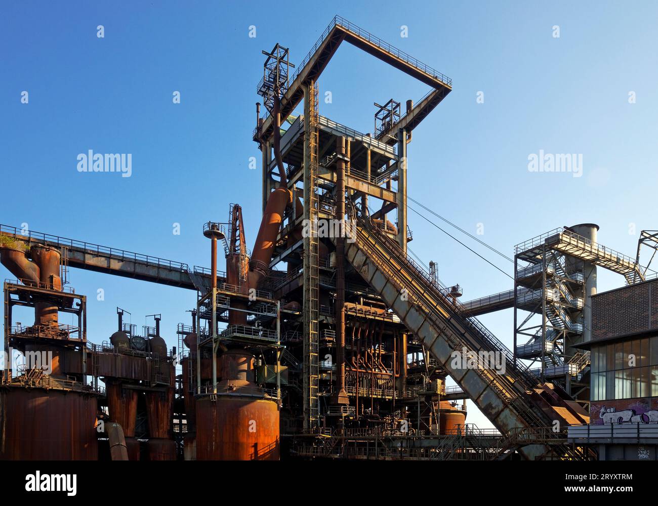 Hochofen, stillgelegtes Industriewerk Phoenix West, Dortmund, Ruhrgebiet, Deutschland, Europa Stockfoto