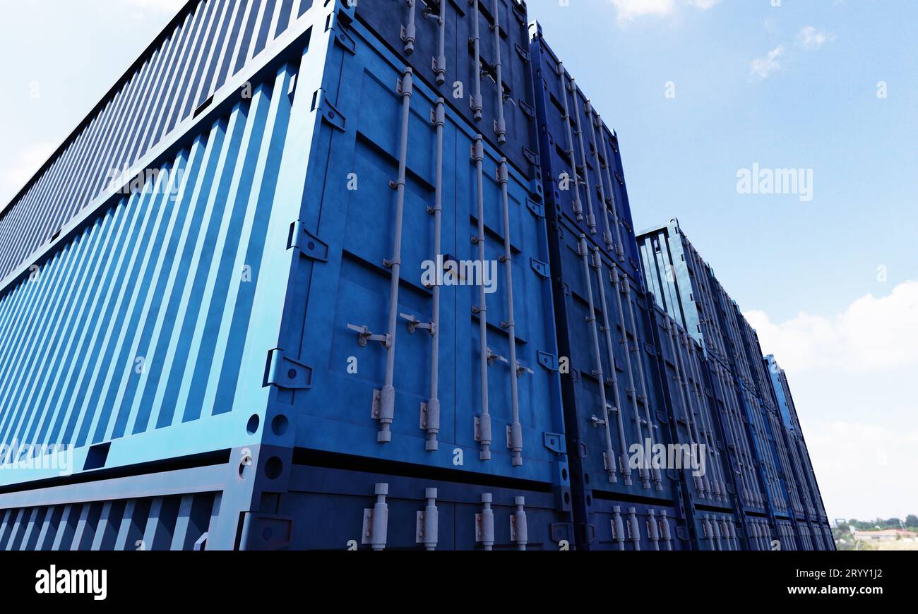 Stapel blauer Containerboxen mit Himmelshintergrund. Frachtfrachttransport für Import- und Exportlogistik. Wirtschaft und Verkehr Stockfoto