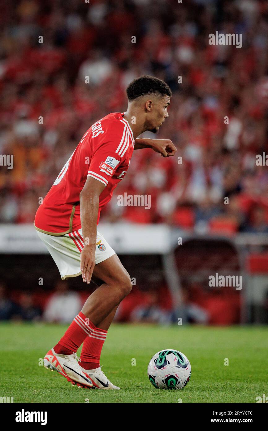 Alexander Bah während des Liga Portugal Betclic 23/24 Spiel zwischen SL