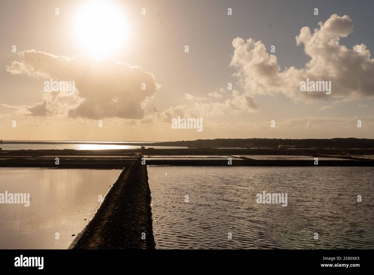 Salinas de Janubio auf der spanischen Insel Lazarote im Jahr 2024. Stockfoto