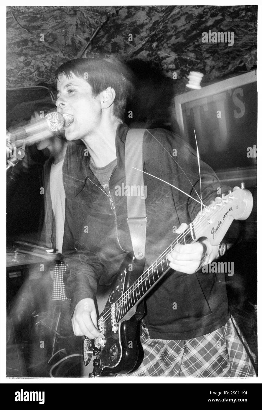 The Rocker Amelia AMELIA FLETCHER, HEAVENLY, 1994: Amelia Fletcher von der Sarah Records ...