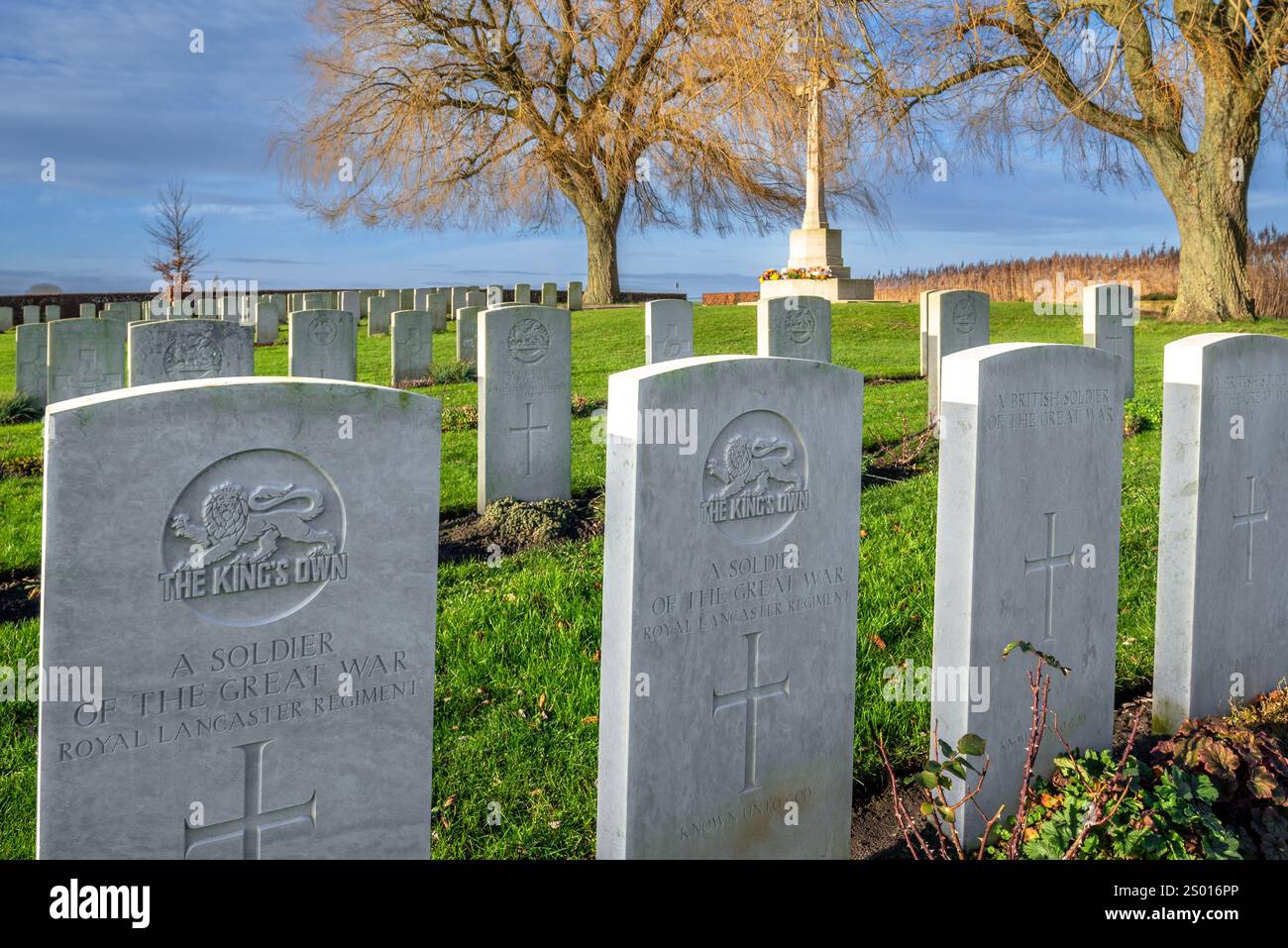 Prowse Point Military Cemetery, World war One Begräbnisstätte im Ypern, das an der Westfront des Ersten Weltkriegs in Ploegsteert/Plugstreet, Hennegau, Belgien, liegt Stockfoto