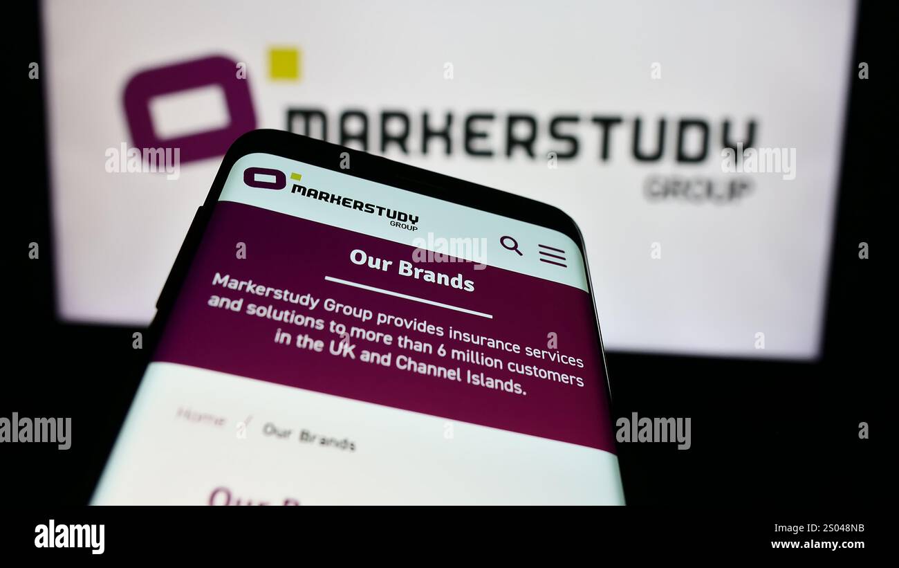 Deutschland. Juli 2024. In dieser Abbildung ist ein Mobiltelefon mit der Website der britischen Versicherungsgesellschaft Markerstudy Group Limited vor dem Geschäftslogo zu sehen. (Foto von Timon Schneider/SOPA Images/SIPA USA) *** ausschließlich für redaktionelle Nachrichten *** Credit: SIPA USA/Alamy Live News Stockfoto