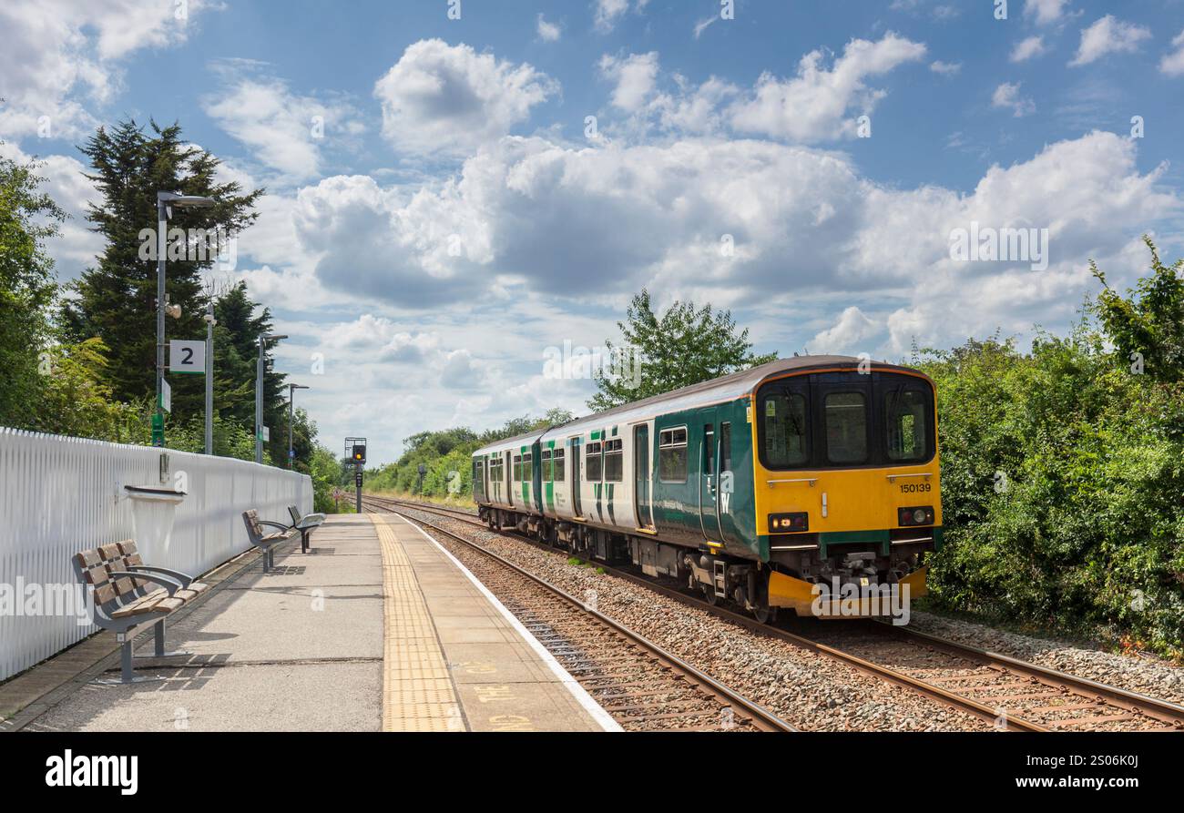 West Midlands Railway Class 150 Sprinter Train 150139 am Bahnhof Aspley Guise an der Marston Vale Railway Line Stockfoto