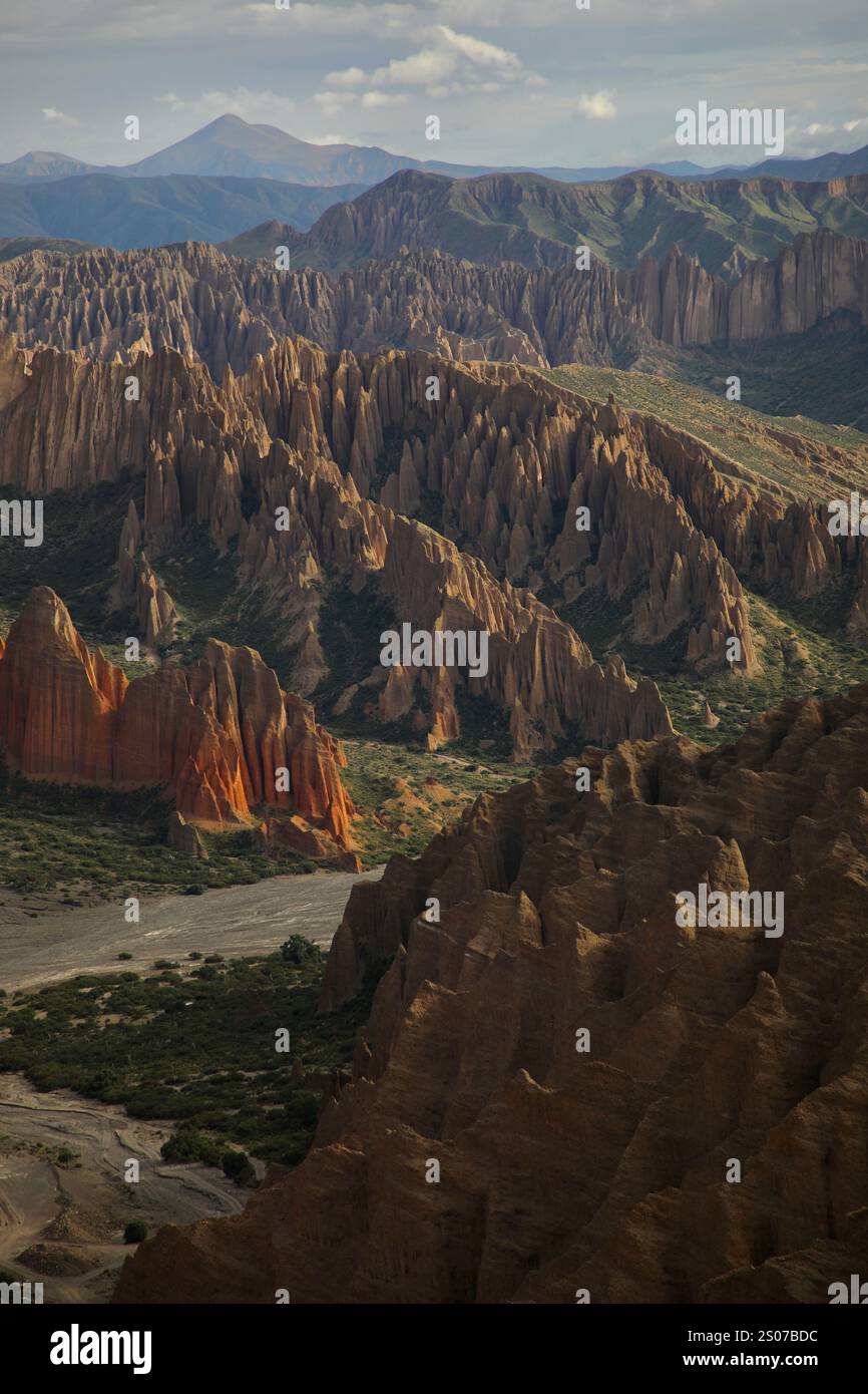 El Sillar und die Quebrada de Palala, eine durch Erosion gebildete Schlucht, sind in der Nähe von Tupiza zu sehen. Stockfoto
