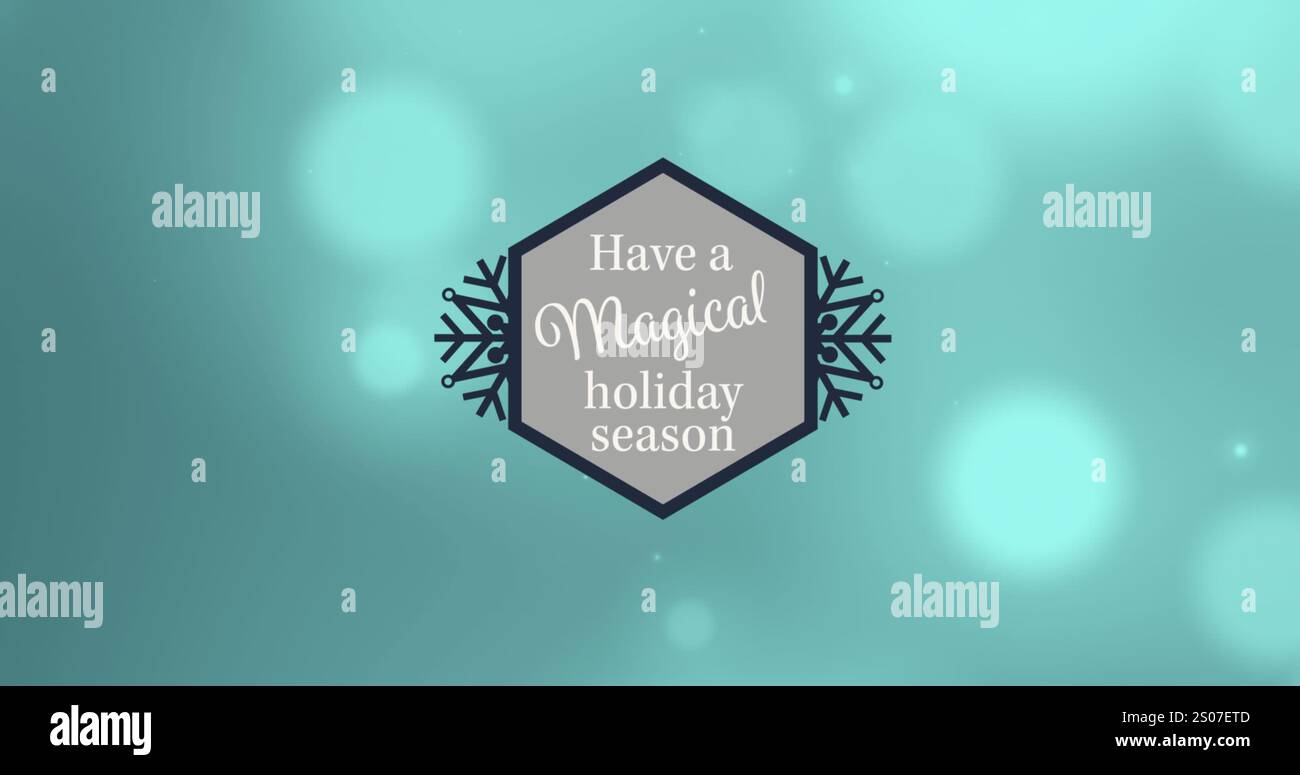 Bild: Habe ein magisches Weihnachtsfest-Textbanner über Lichtflecken vor grünem Hintergrund Stockfoto
