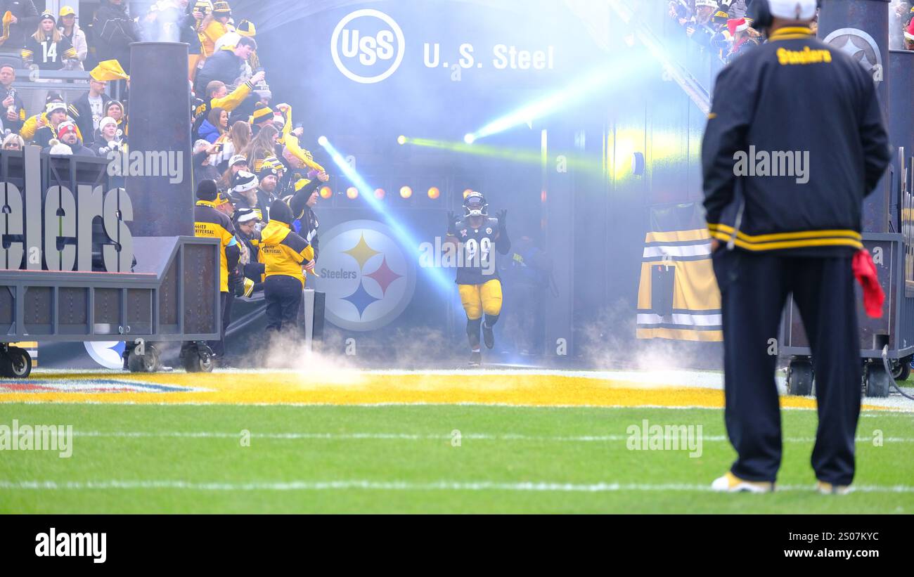 Pittsburgh, PA, USA. Dezember 2024. Larry Ogunjobi #99 bei den Steelers vs Chiefs in Pittsburgh, PA. Jason Pohuski/CSM(Bild: © Jason Pohuski/Cal Sport Media). Quelle: csm/Alamy Live News Stockfoto