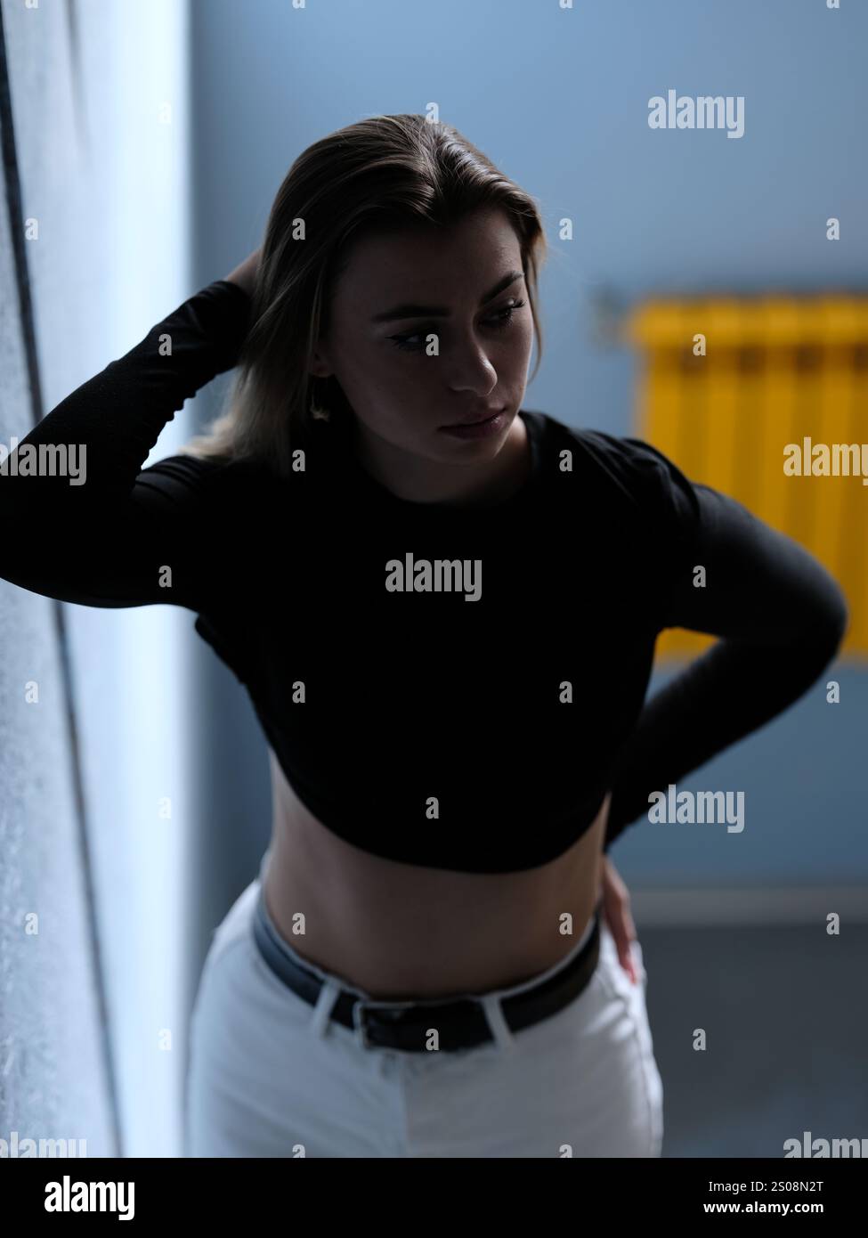 Odessa, Oblast Odessa, Ukraine. September 2022. Porträt einer schönen Frau auf der Straße. Stockfoto