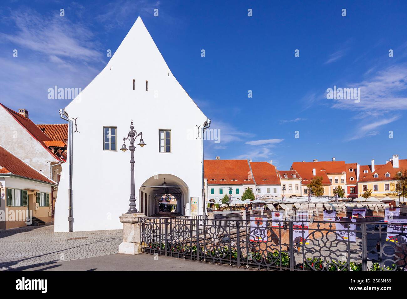 SIBIU (RUMÄNIEN) - Kunsthaus (Casa Artelor) im historischen Zentrum von Sibiu, Siebenbürgen Stockfoto