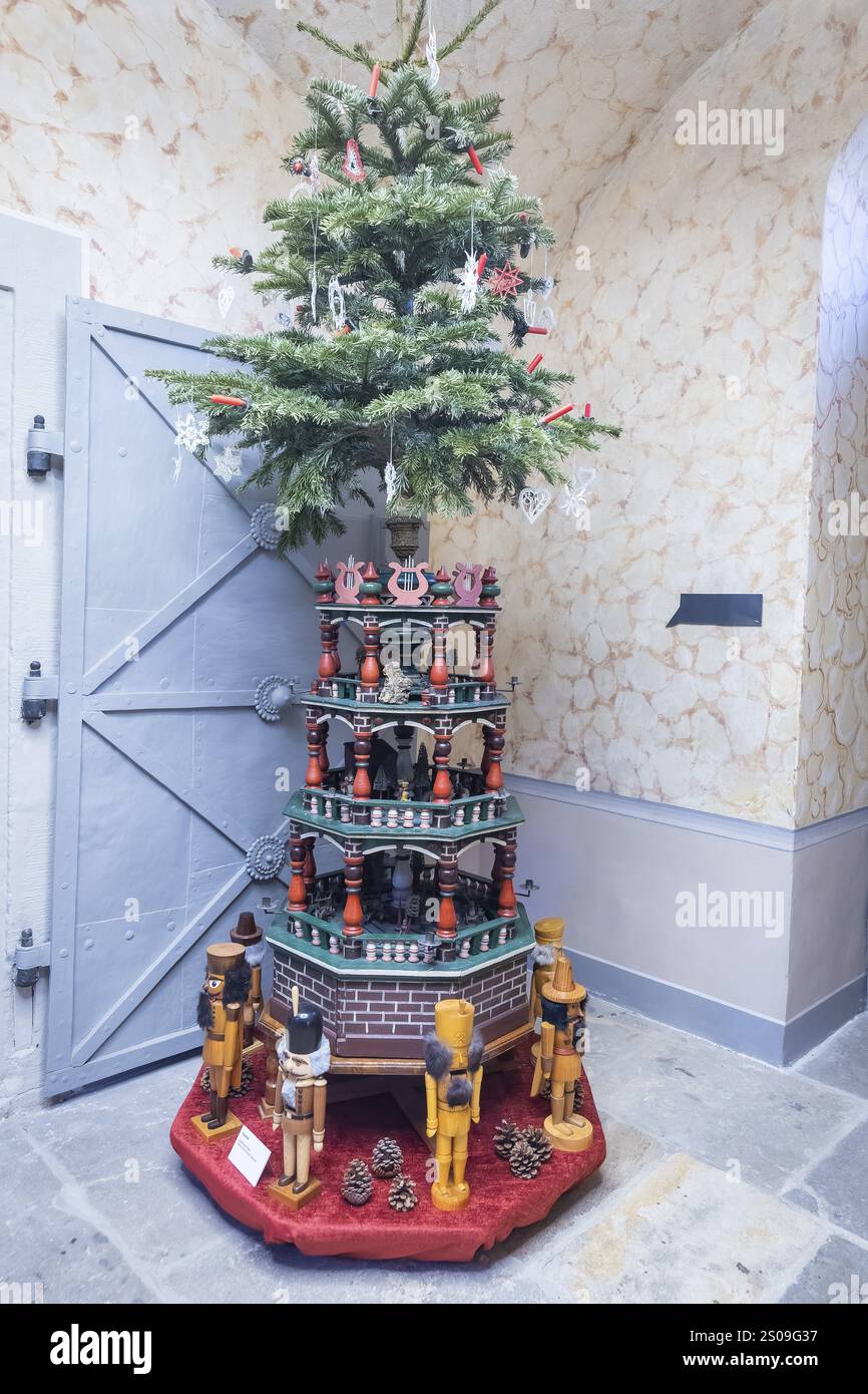 Traditionell öffnen sich die Türen zur Weihnachtsausstellung im LOHGERBER MUSEUM & GALLERY in Dippoldiswalde am Samstag vor dem 1. Advent. Th Stockfoto