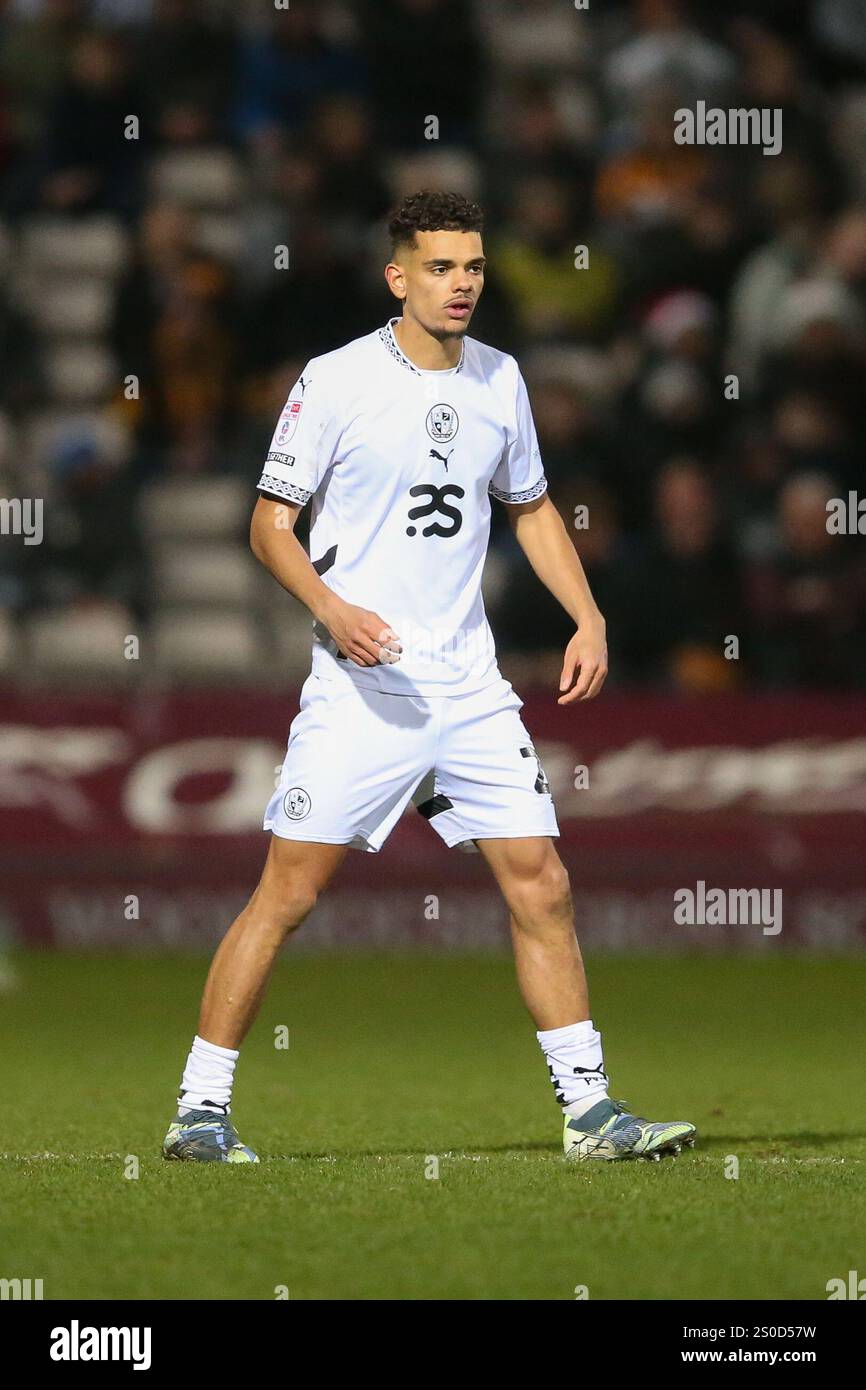 The University of Bradford Stadium, Bradford, England - 26. Dezember 2024 Brandon Cover (27) von Port Vale - während des Spiels Bradford City gegen Port Vale, Sky Bet League Two, 2024/25, University of Bradford Stadium, Bradford, England - 26. Dezember 2024 Credit: Arthur Haigh/WhiteRosePhotos/Alamy Live News Stockfoto