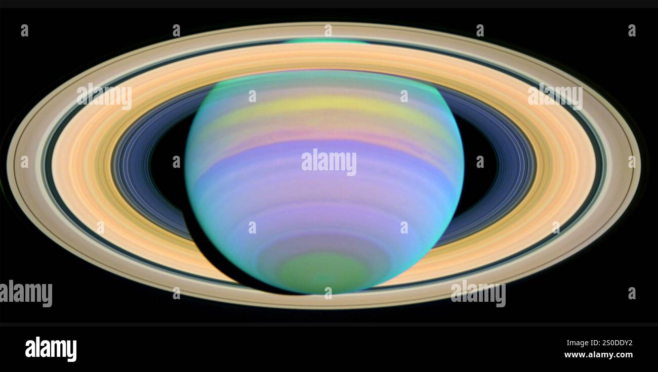 SATURN in ultraviolettem Licht. Foto: NASA Stockfoto