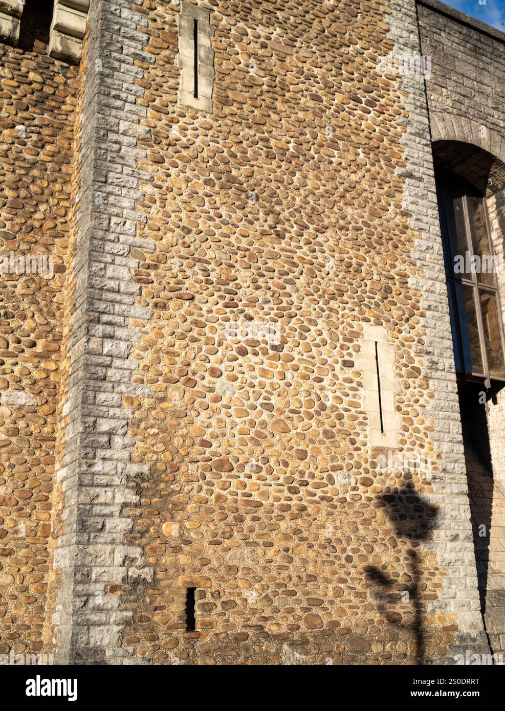 Die Außenmauern von Cardiff Castle in Cardiff South Wales Stockfoto