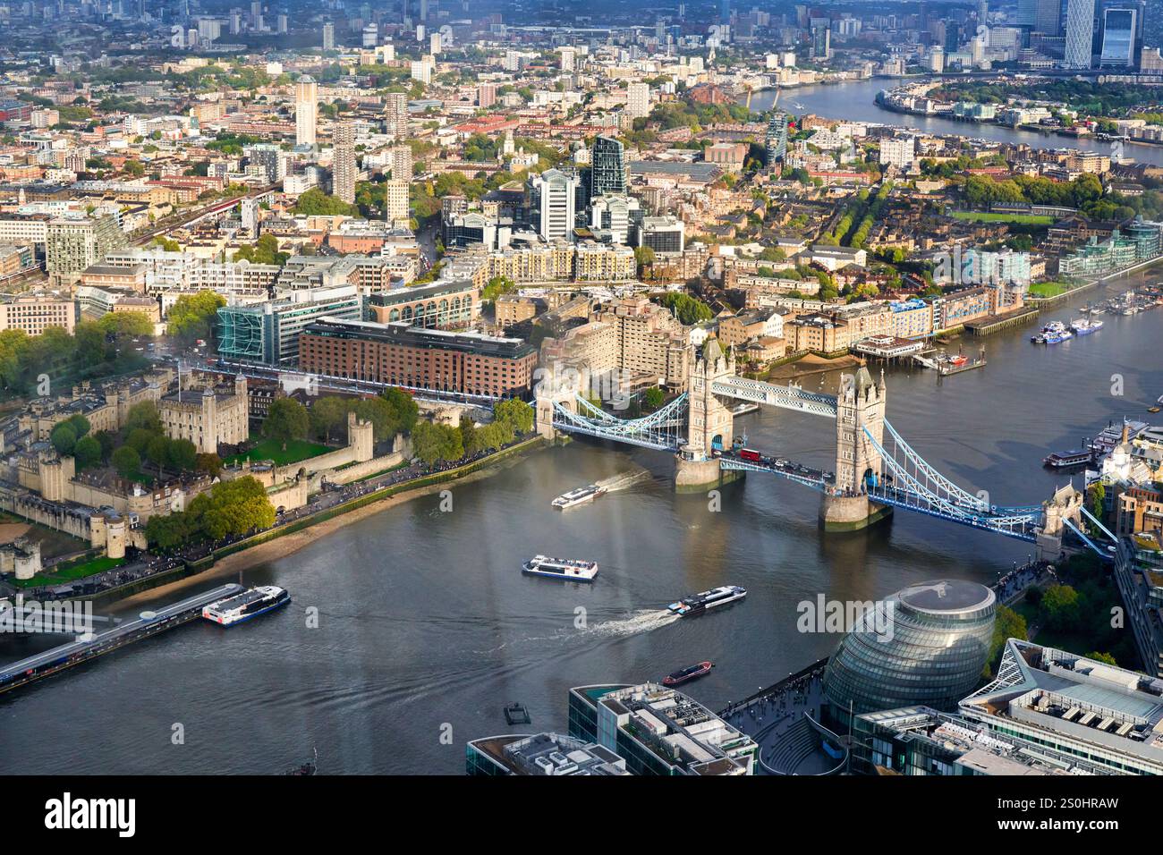 Tower Bridge, Tower of London, Themse, Blick von The Shard, London, England, Großbritannien Stockfoto