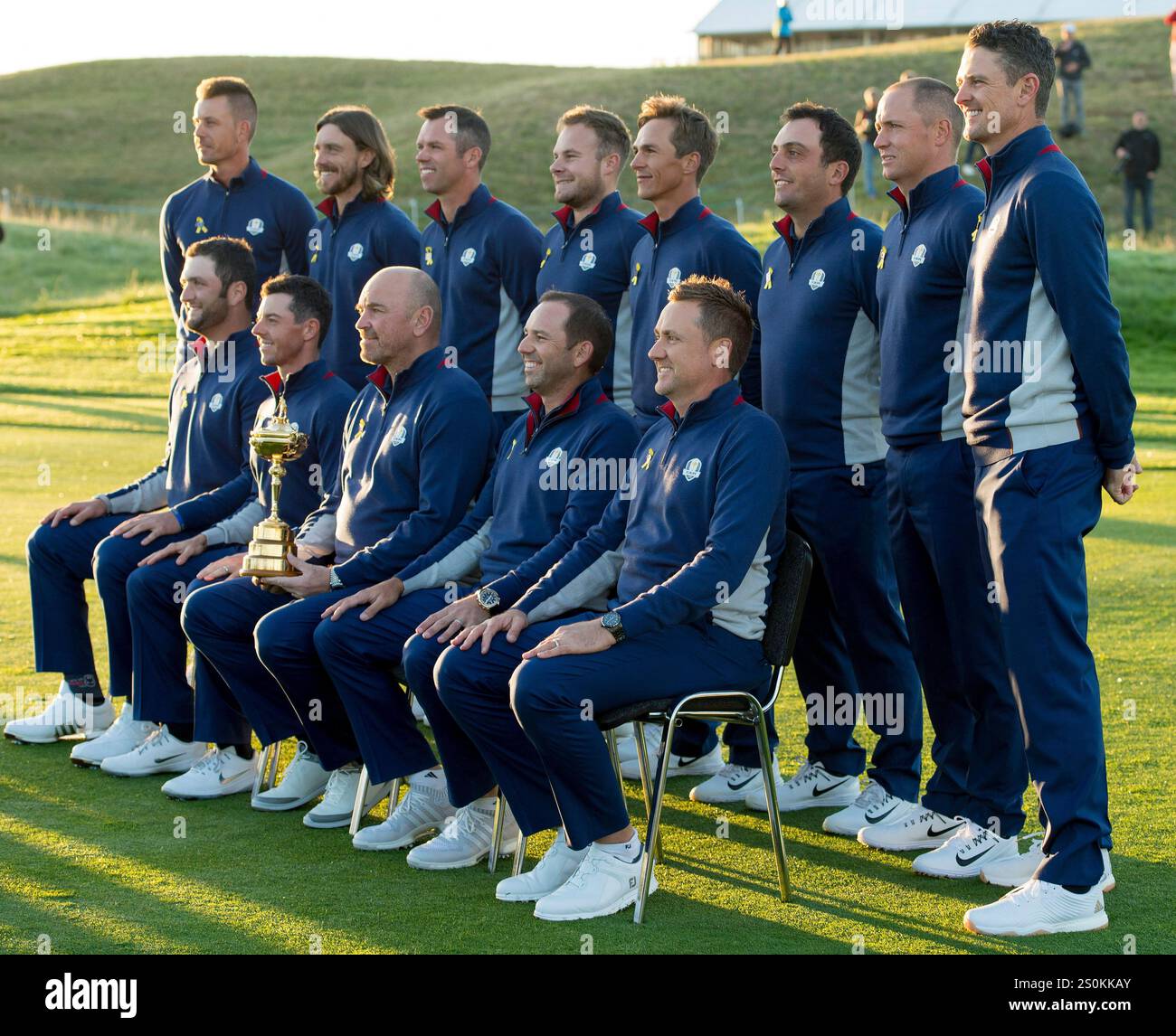 25. September 2018; Paris, FRA; Bild des europäischen Teams vor einer Trainingsrunde im Ryder Cup im Le Golf National. Stockfoto