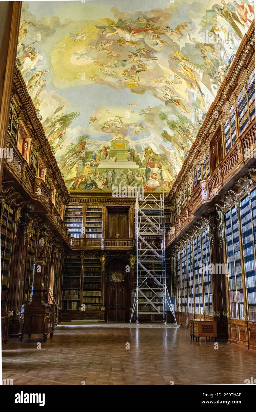Prag, Tschechien. Bücherdecke des Klosters Strahov, 'die spirituelle Entwicklung der Menschheit' von Franz Anton Maulbertsch, 1794. Stockfoto