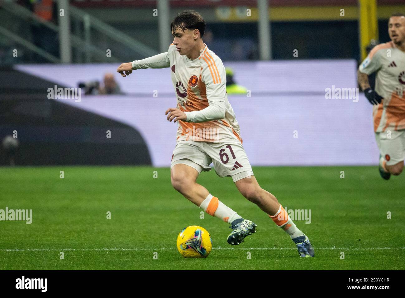 Mailand 29. dezember 2024, Niccolò Pisilli als roma während der Serie A Spiel AC Milan vs AS Roma - Mailand 29. dezember 2024 Credit: Kines Milano/Alamy Live News Stockfoto