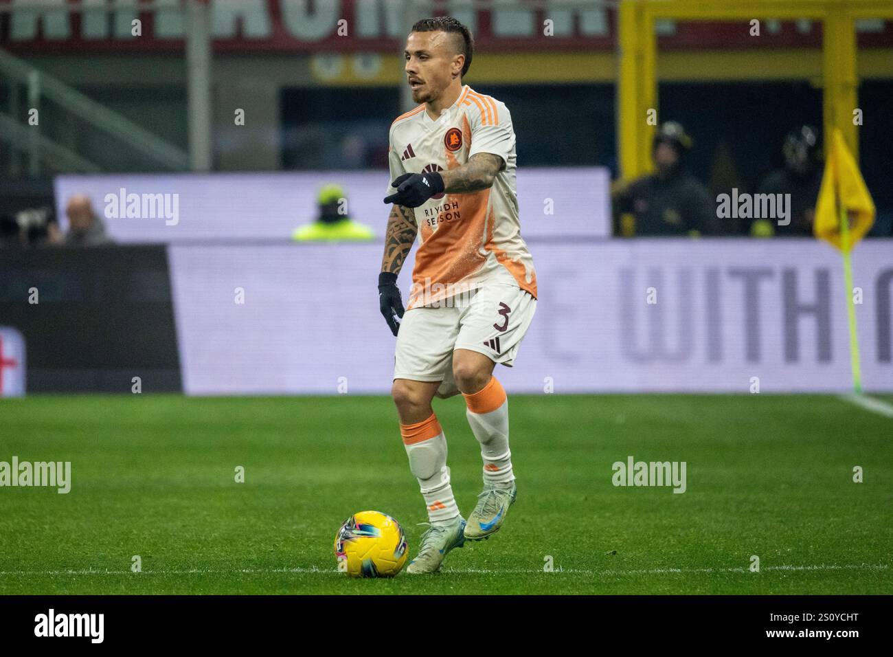 Mailand 29. dezember 2024, Angelino als roma während der Serie A Spiel AC Milan vs AS Roma - Mailand 29. dezember 2024 Credit: Kines Milano/Alamy Live News Stockfoto