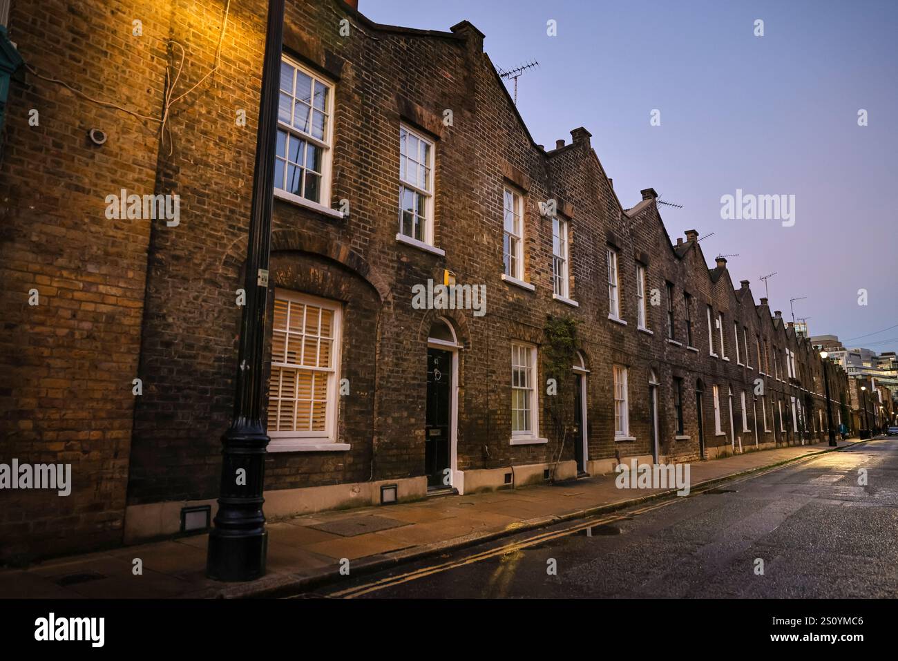 Roupell Street, Naturschutzgebiet mit historischen Landhäusern aus der späten georgianischen Zeit, Lambeth, London, England Stockfoto