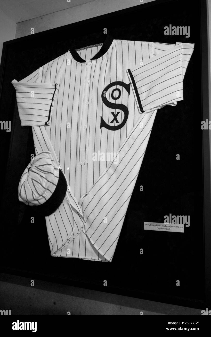 Ausstellung von Uniformen im Shoeless Joe Jackson Museum in Greenville, South Carolina. USA Stockfoto