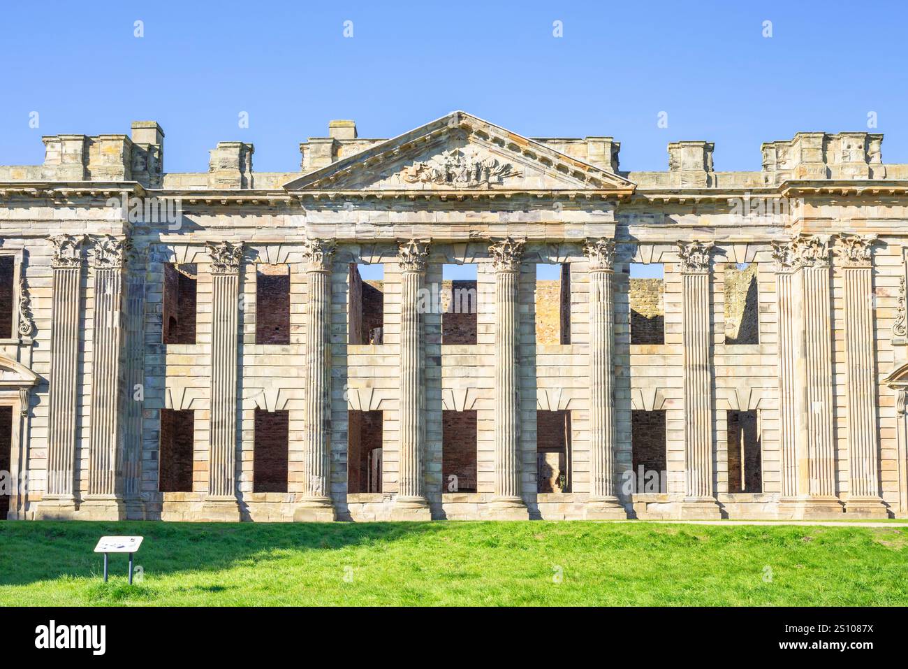 Sutton Scarsdale Hall ein herrliches Haus in Ruinen in Sutton Scarsdale nahe Chesterfield Derbyshire England Großbritannien GB Europa Stockfoto