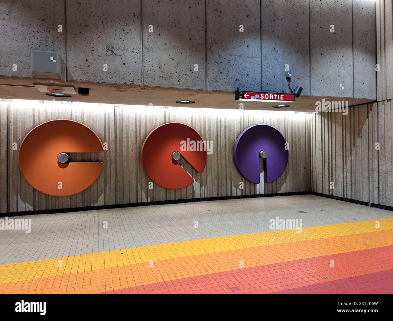 Kreise 1981 an der Metro-Station Villa-Maria in Montreal, Quebec, Kanada Stockfoto