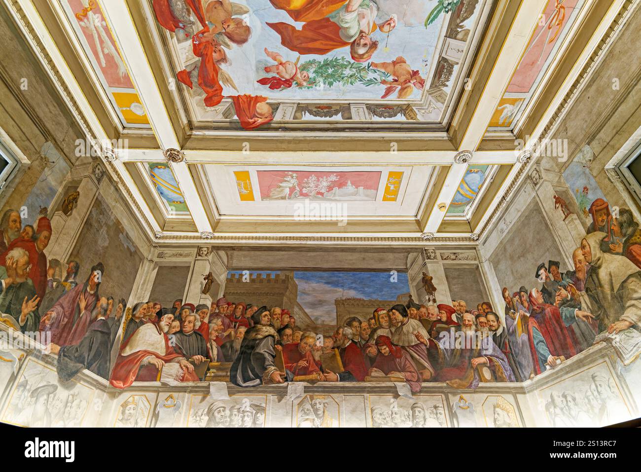 Casa Buonarroti Museum in Florenz mit Renaissance-Gemälden und kunstvoller Decke Stockfoto