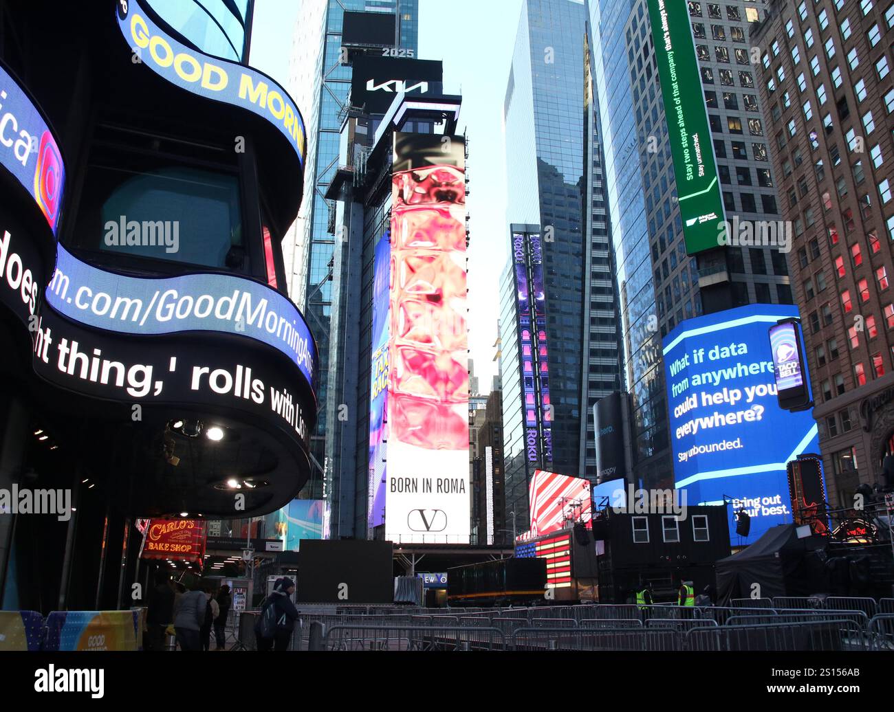 New York, NY, USA. Dezember 2024 31. Blick auf den Times Square an Silvester am 31. Dezember 2024 in New York City. Quelle: Rw/Media Punch/Alamy Live News Stockfoto