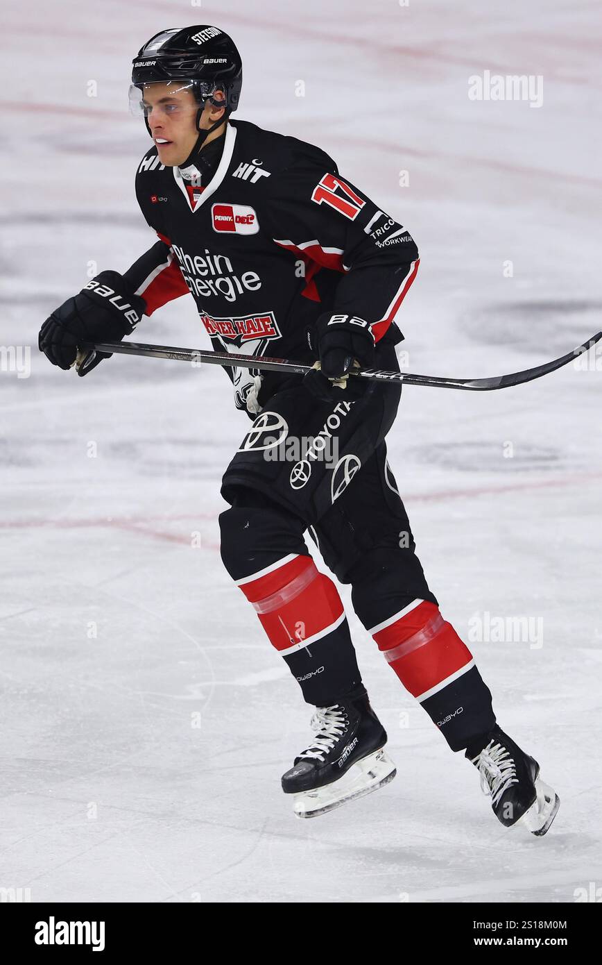 Jan-Luca Sennhenn (Köln) Koelner Haie vs Loewen Frankfurt, Eishockey, DEL, 30.12.2024 Foto: Rene Weiss/Eibner Stockfoto