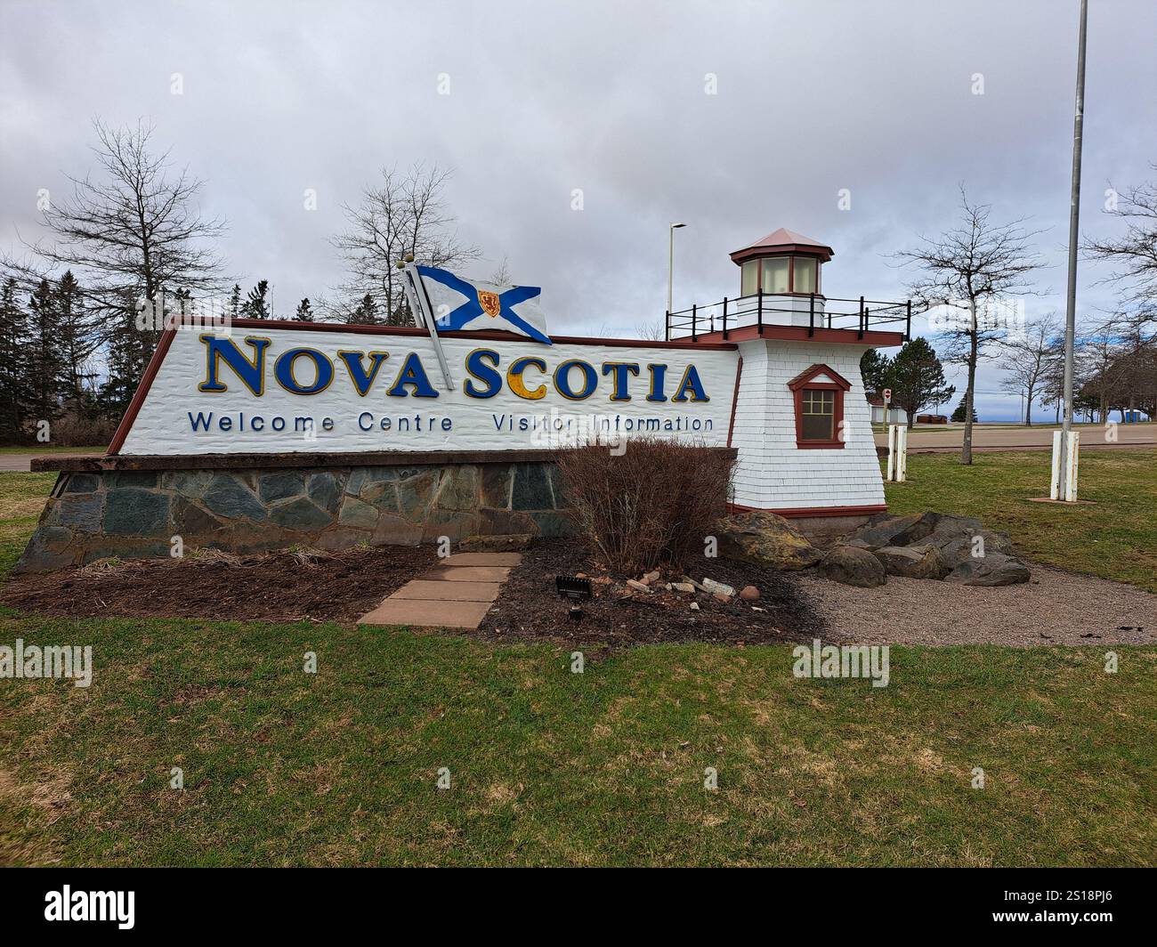 Willkommen im Schild für die Provinz Nova Scotia an der Grenze zwischen Nova Scotia und New Brunswick in Amherst, Nova Scotia, Kanada Stockfoto