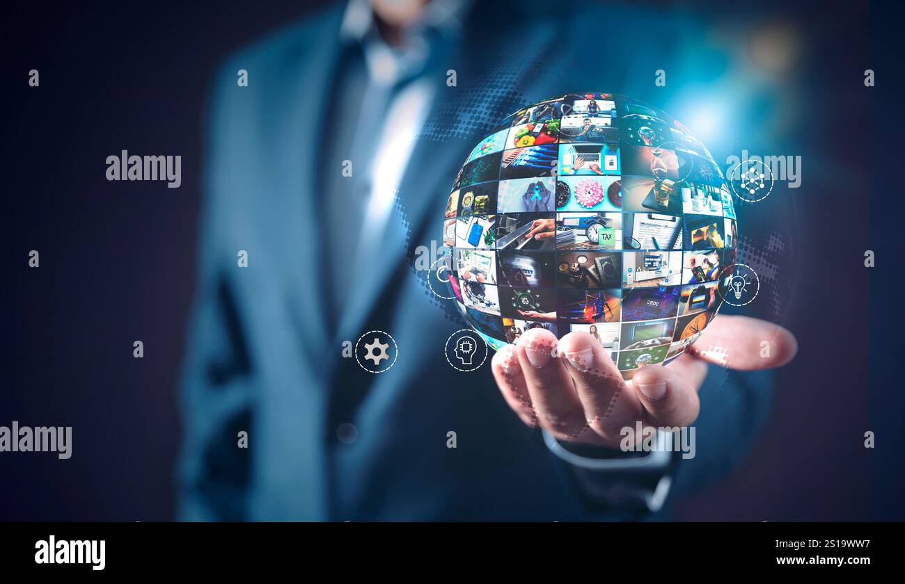 Mann mit Multimedia-Sphäre, Fernsehen und Medien-Streaming-Dienste Konzept Stockfoto