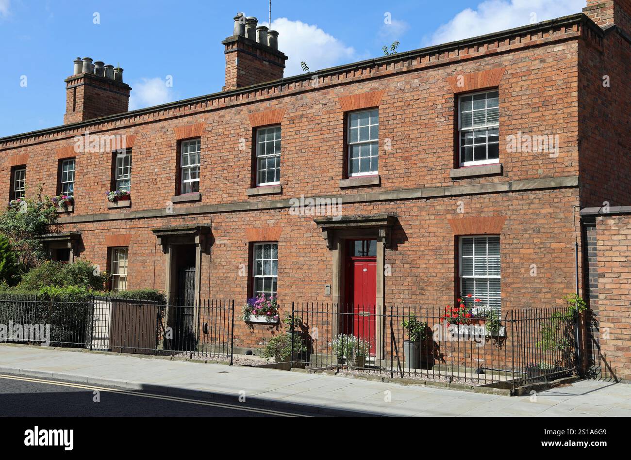 Viktorianische Eisenbahnhütten in Derby Stockfoto