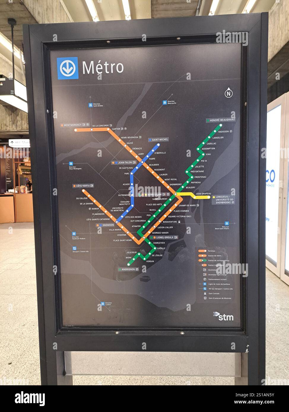 U-Bahn-Kartenschild in der Place-D'Armes U-Bahn-Station in Montreal, Quebec, Kanada Stockfoto