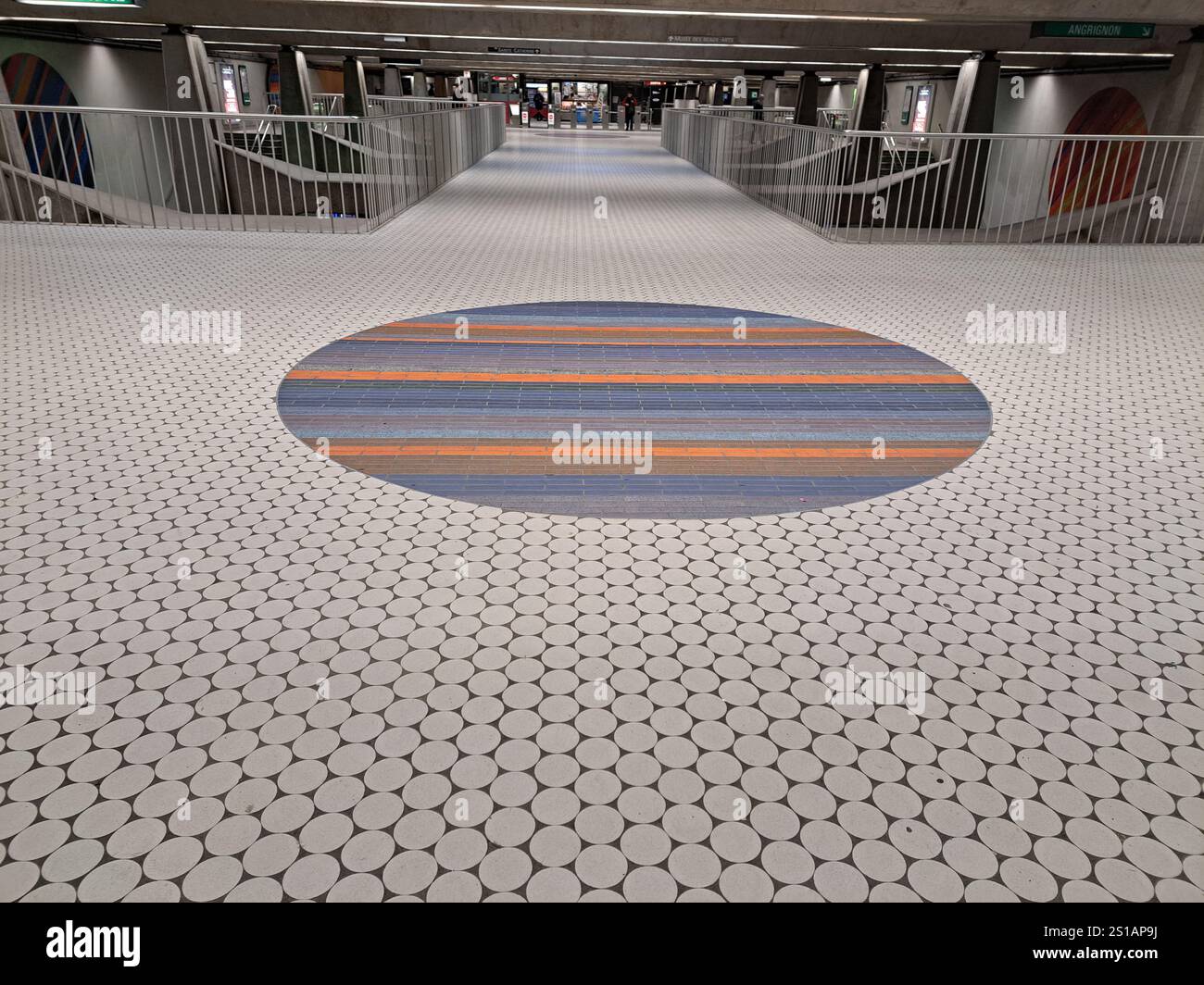 Circle 1966 an der U-Bahnstation Peel in Montreal, Quebec, Kanada Stockfoto