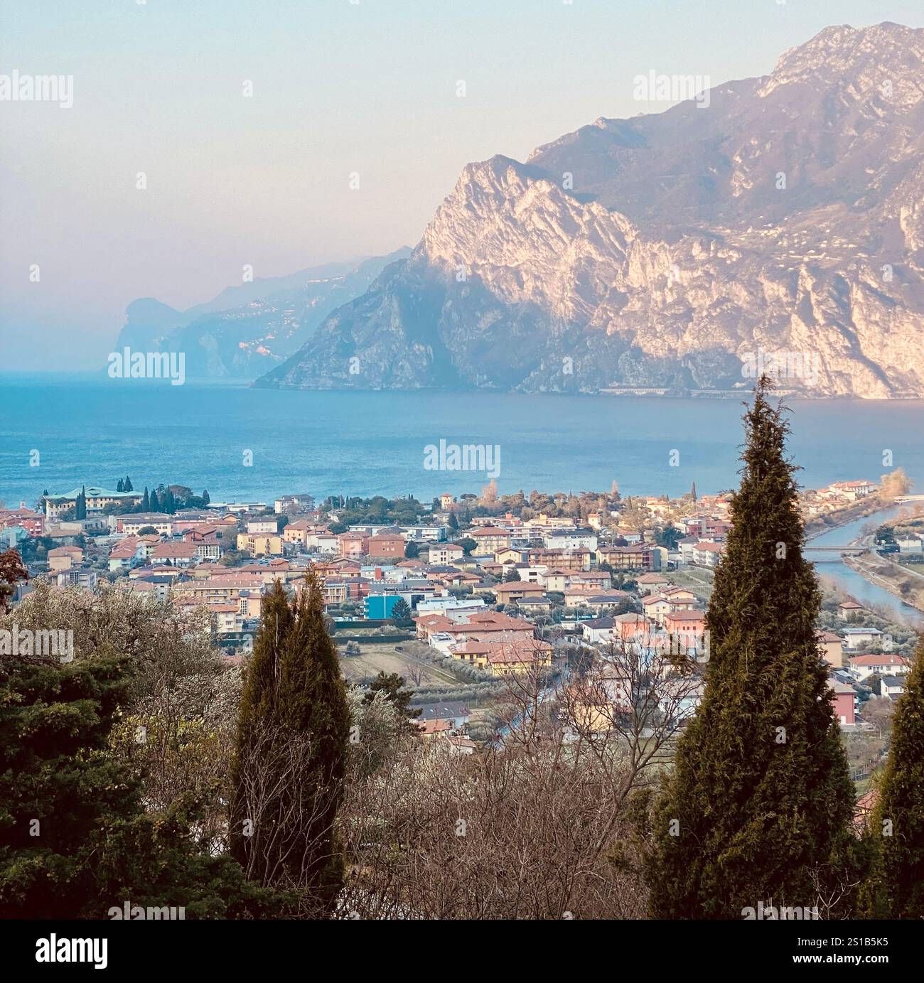 Am Gardasee in Italien - Smartphone-aufgenommenes Stockfoto