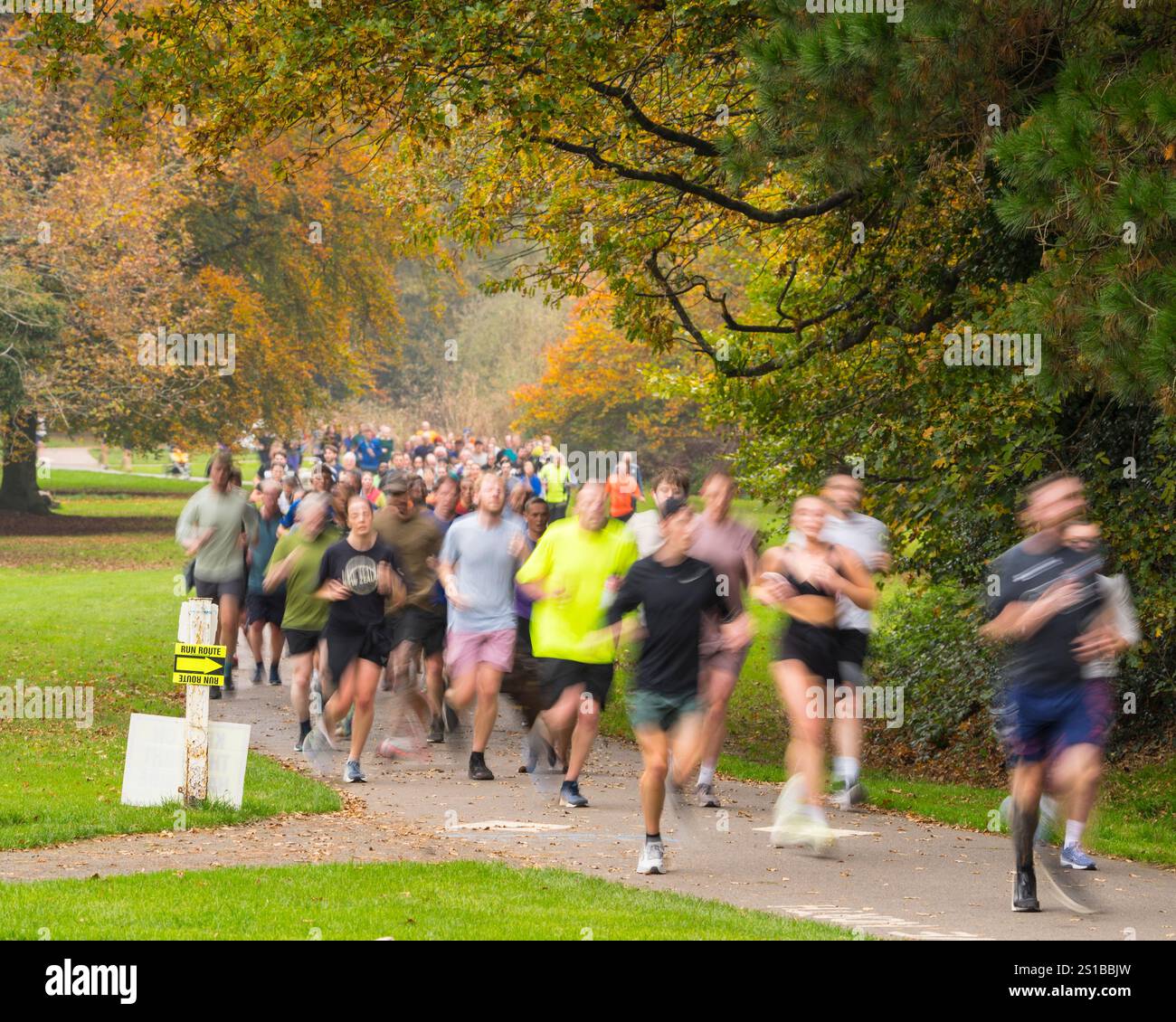 Southampton parkrun findet jeden Samstagmorgen am Southampton Common statt Stockfoto