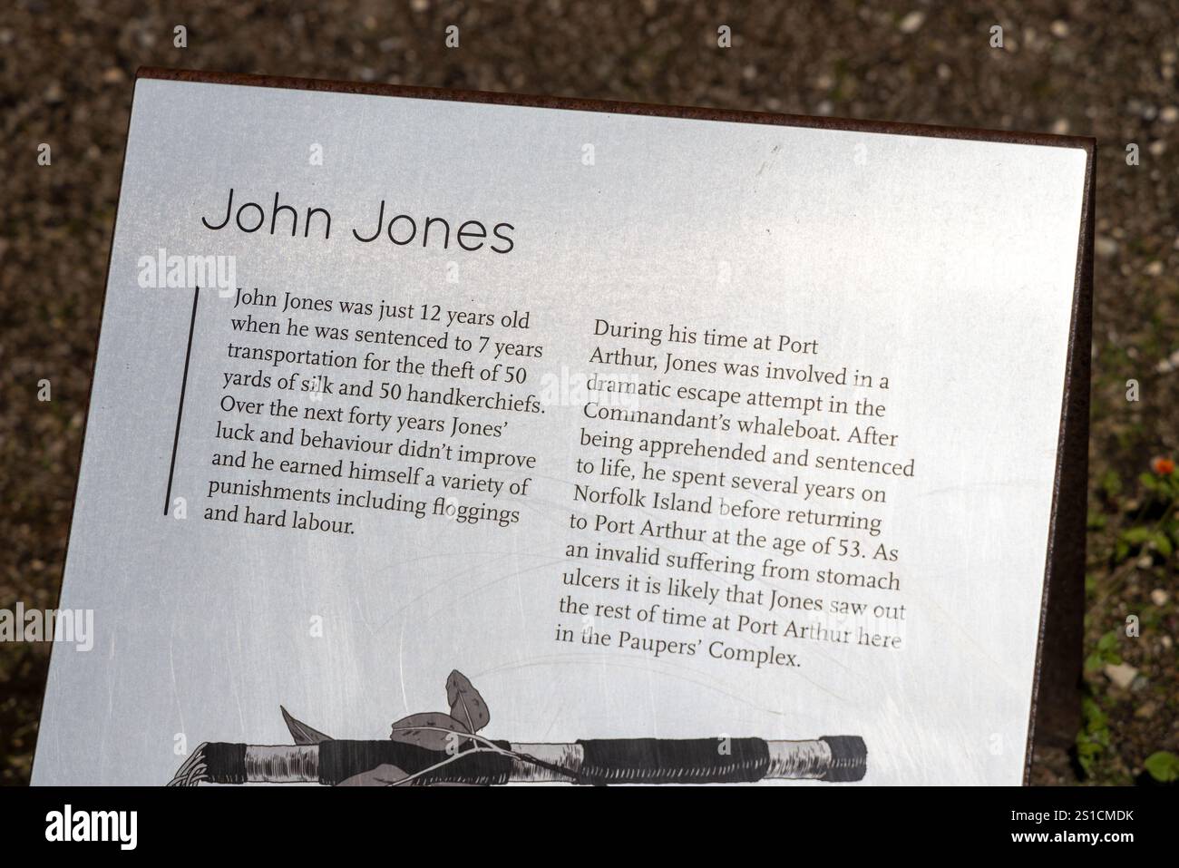 Port Arthur ehemalige Strafkolonie, Gedenktafel an John Jones, der ein Sträfling im Paupers Complex, Tasmanien, Australien, 2024 war Stockfoto Port Arthur ehemalige Strafkolonie, Gedenktafel an John Jones, der ein Sträfling im Paupers Complex, Tasmanien, Australien, 2024 war Stockfoto