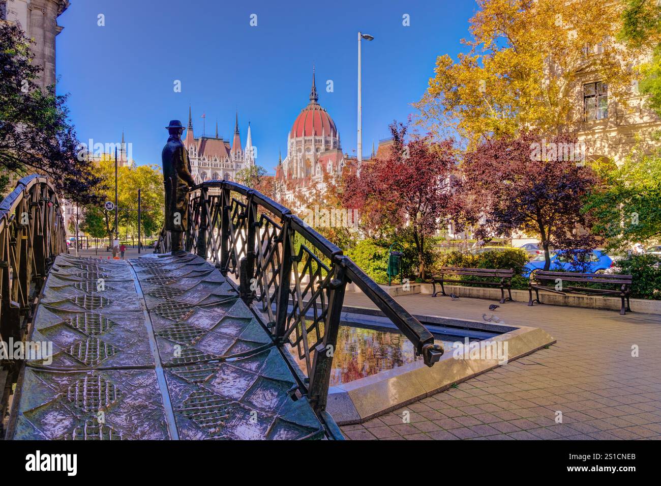 Statue von Imre Nagy, gegenüber dem Parlament. Budapest, Ungarn Stockfoto