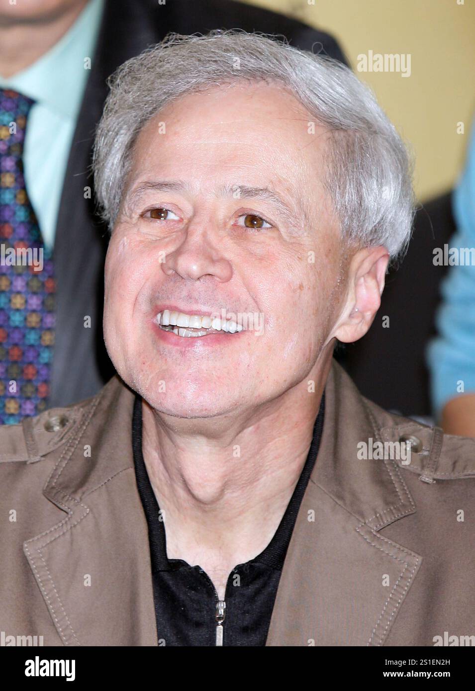 Dateifoto vom 29/5/2008 von Wayne Osmond während eines Fotoanrufs zur Förderung der DVD zum 50-jährigen Jubiläum von Osmonds 'The Osmonds Reunited Live in Las Vegas' im Millennium Hotel in London. Wayne Osmond, der mit seinen Brüdern in der Pop-Gruppe The Osmonds sang, ist im Alter von 73 Jahren gestorben, wie seine Familie bestätigte. Ausgabedatum: Freitag, 3. Januar 2025. Stockfoto