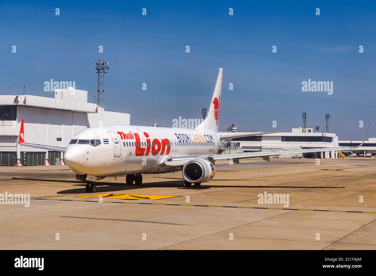 Flughafen Bangkok-Don Mueang. REGISTRIERUNG: HS-LUY, THAI LION AIR, BOEING 737-800. // 28.11.2024: Bangkok, Thailand, Asien *** Bangkok Don Stockfoto