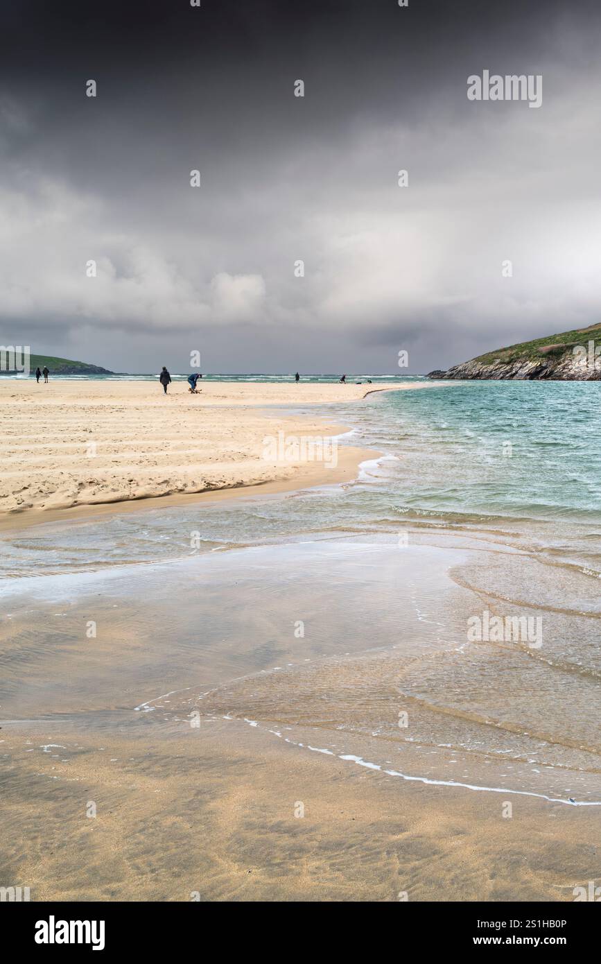 Eintreffende Flut auf dem TIDAL Gannel River am Crantock Beach in Newquay in Cornwall in Großbritannien. Stockfoto Eintreffende Flut auf dem TIDAL Gannel River am Crantock Beach in Newquay in Cornwall in Großbritannien. Stockfoto