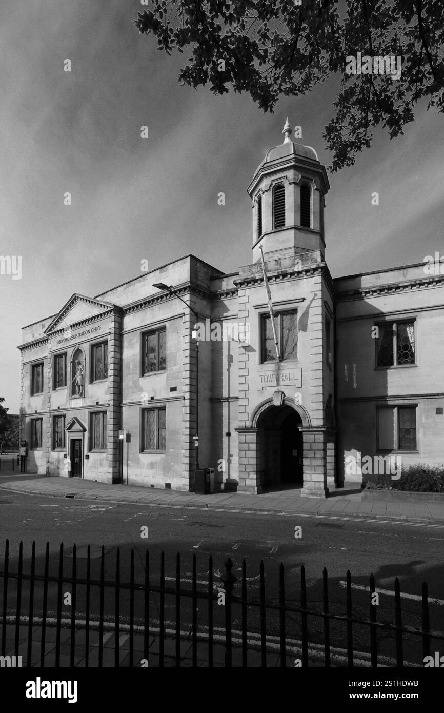 Das Old Town Hall Gebäude, Bedford Town; Bedfordshire; England; Großbritannien Stockfoto
