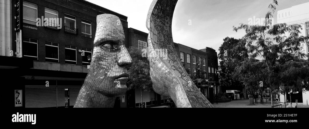 The Reflections of Bedford Skulptur von Rick Kirby, Bedford Town, Bedfordshire, England Stockfoto