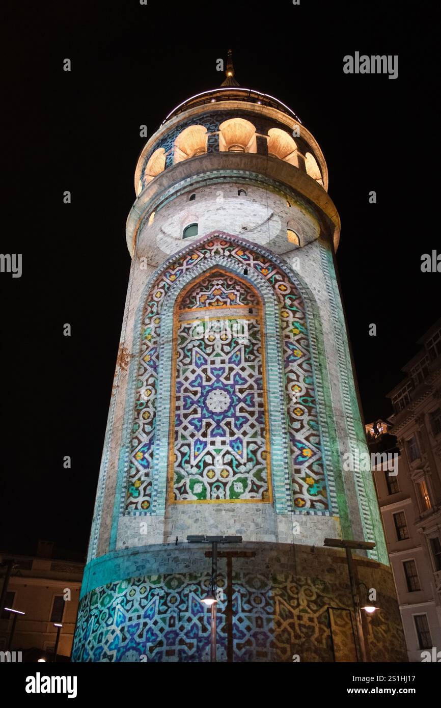 Galata Tower bei Nacht Stockfoto