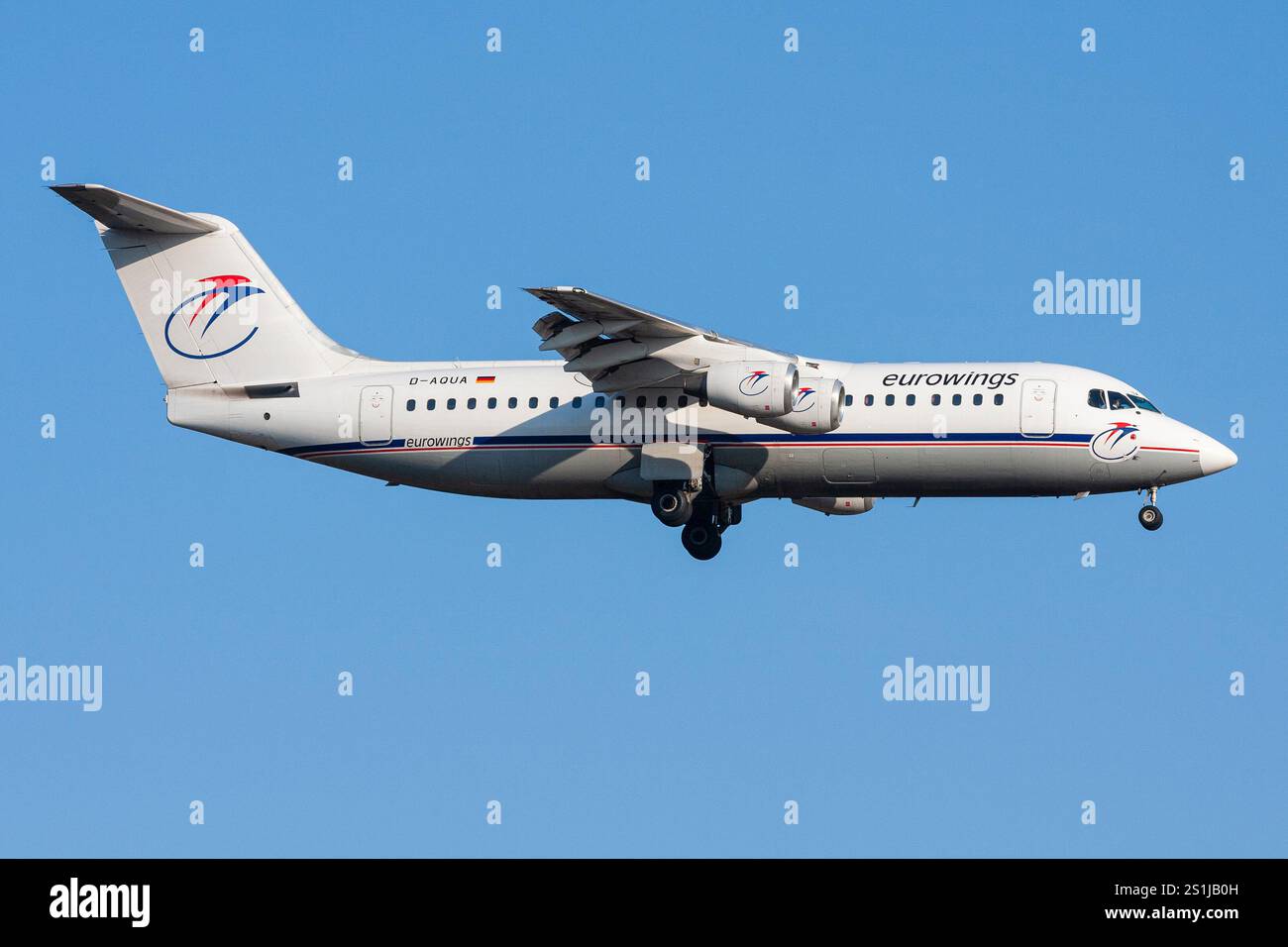 Deutsche Eurowings British Aerospace BAE 146-300 mit Registrierung D-AQUA im Finale für den Frankfurter Flughafen Stockfoto