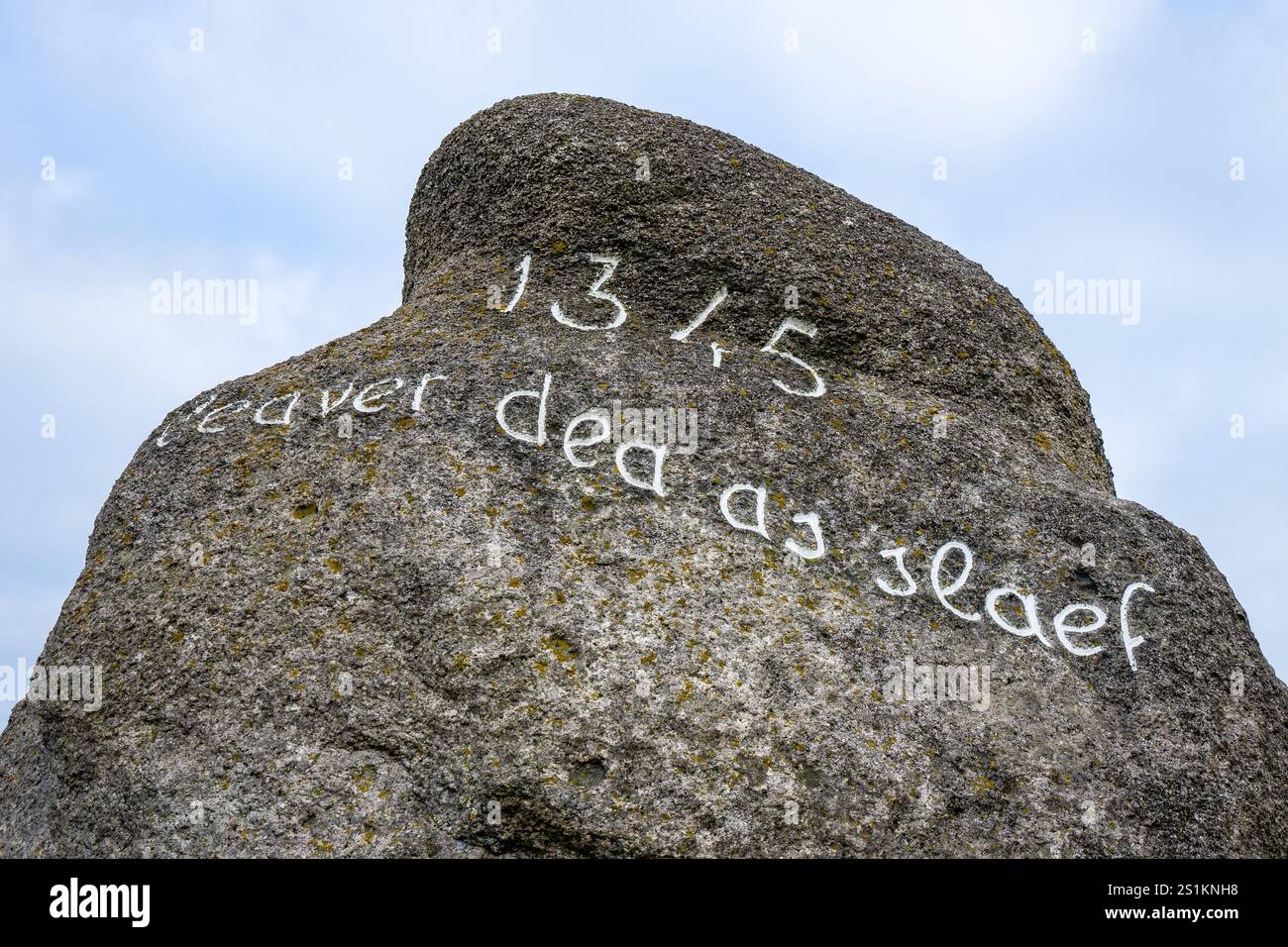 Dezember 2024. Warnungen, Niederlande. Denkmal aus der Warnenkampf im Jahr 1345. Stockfoto