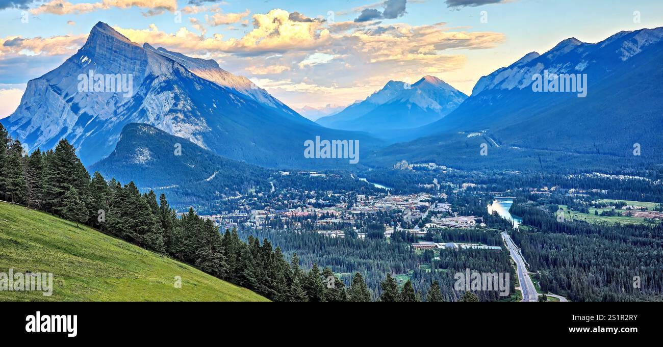 Blick von oben auf Banff Canada Stockfoto